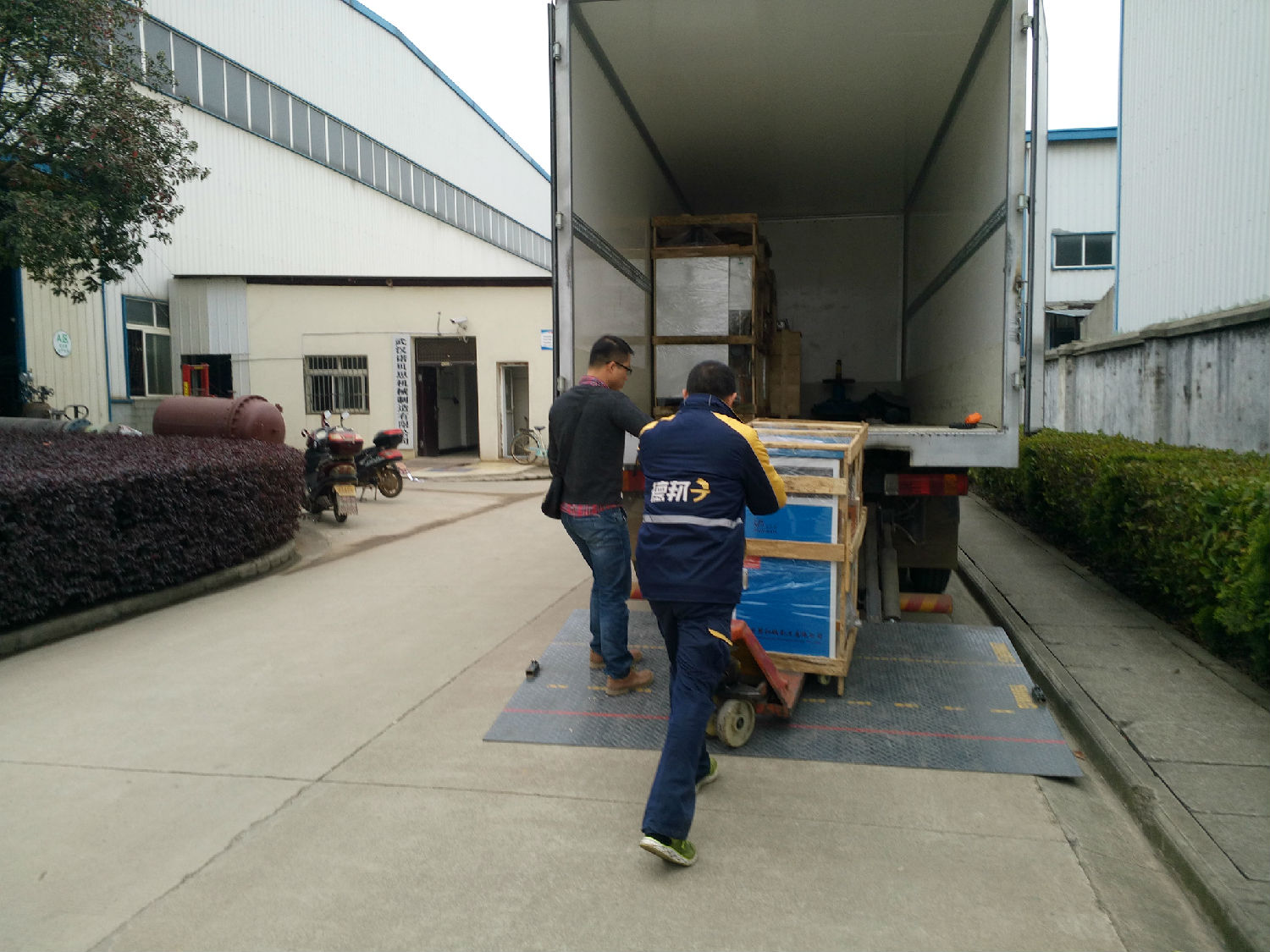 黄瓜成视频人APP蒸汽发生器 .jpg