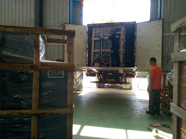 戈尔曼服装厂定制500kg黄瓜视频免费在线配套熨烫设备使用发货案例图