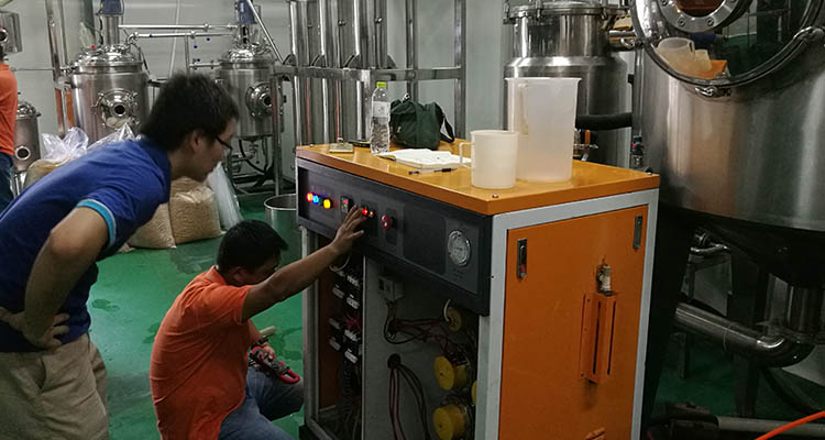 黄瓜成视频人APP蒸汽发生器技术团队现场指导 黄瓜成视频人APP蒸汽发生器技术团队现场指导