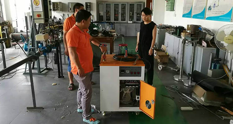 黄瓜成视频人APP蒸汽发生器技术人员使用教学 黄瓜成视频人APP蒸汽发生器技术人员使用教学