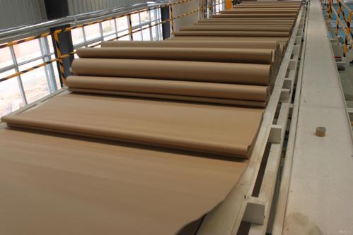 瓦楞纸厂使用蒸汽发生器进行烘干 瓦楞纸厂使用蒸汽发生器进行烘干