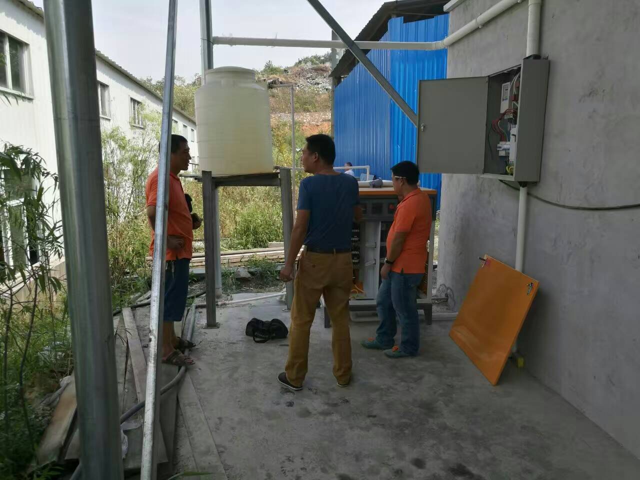 不知道养护水泥管的蒸汽量，黄瓜成视频人APP帮助提供合适电蒸汽发生器