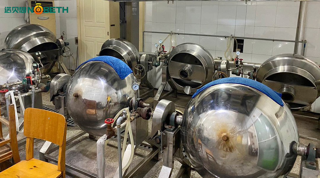 熬制中药使用医疗制药洁净蒸汽发生器，自动控温保证药效