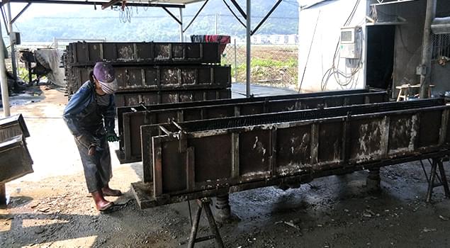 黄瓜成视频人APP48kw蒸汽发生器养护水泥管道，4小时实现脱模，1天可养护30根